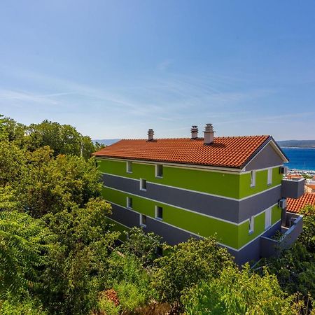 Apartments Benny Crikvenica Bagian luar foto